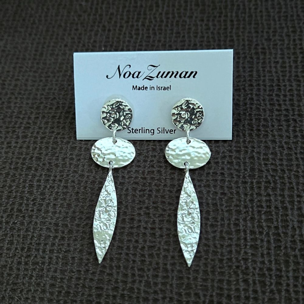 Noa Zuman Silver🤍 Hammered🔨 Geometric📐 Dangle Earrings - Picture 15 of 15